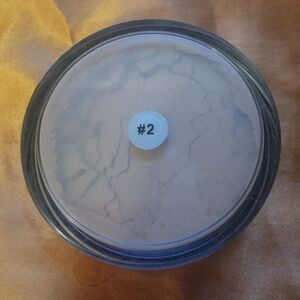 NIB AD Cosmetics Loose Setting Powder in #2 (Light/Medium)